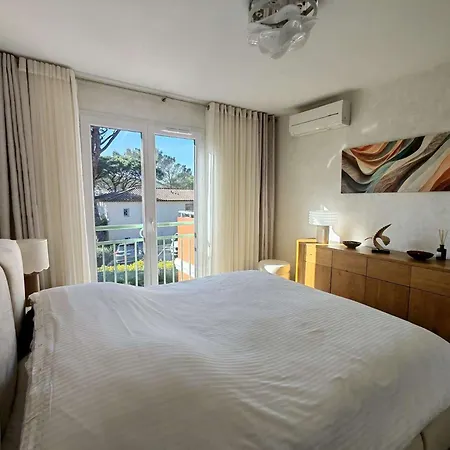 Coup De Cœur Elégant T2 Classé 3 Etoiles Avec Piscine Proche Et Apartamento