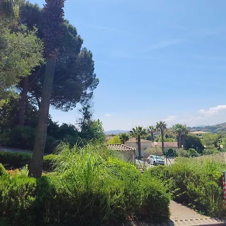Apartamento Coup De Cœur Elégant T2 Classé 3 Etoiles Avec Piscine Proche Et Sainte-Maxime